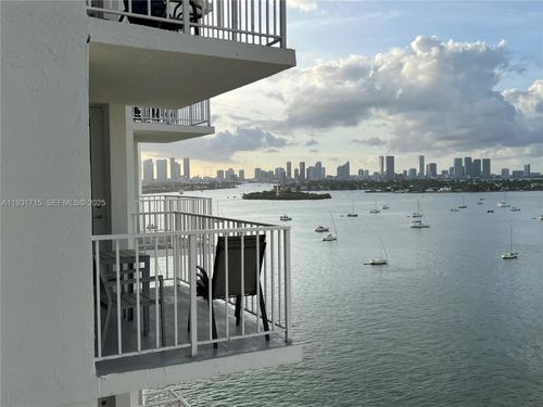 apt-1205-1228 West Ave, Miami Beach, FL, 33139-4386 | Card Image