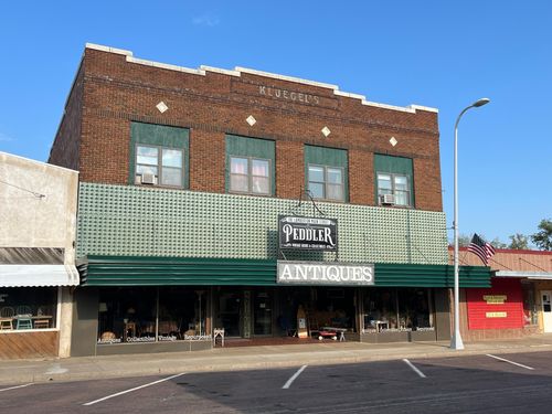 217 Main St, Lamberton, MN, 56152 | Card Image