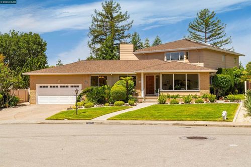 16985 Lamont Ct, Castro Valley, CA, 94546 | Card Image