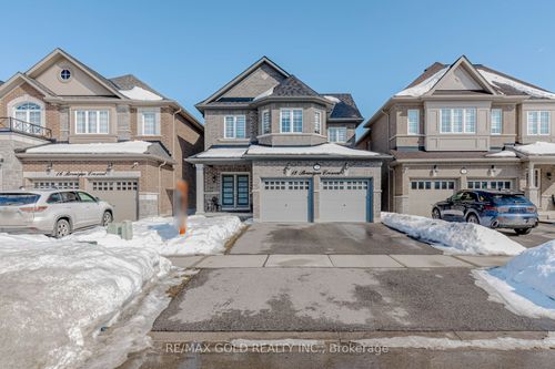 18 Branigan Cres, Georgetown, ON, L7G0N2 | Card Image