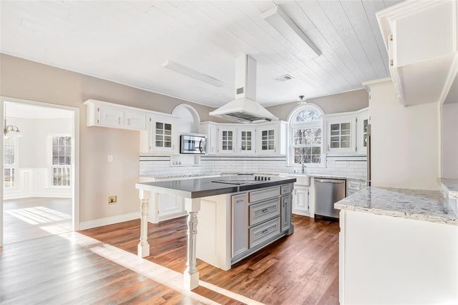 27222 Afton Way, House other with 5 bedrooms, 5 bathrooms and 4 parking in Huffman TX | Image 12