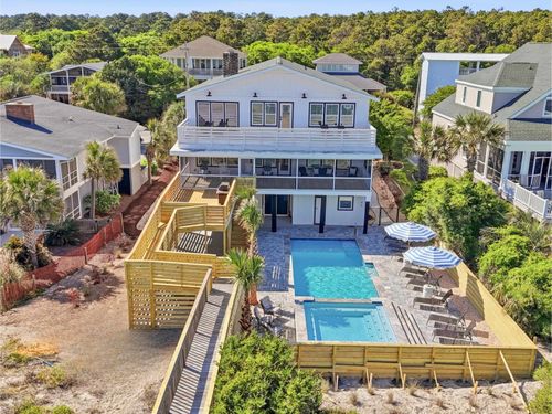 1184 Parker Dr, Pawleys Island, SC, 29585-7523 | Card Image