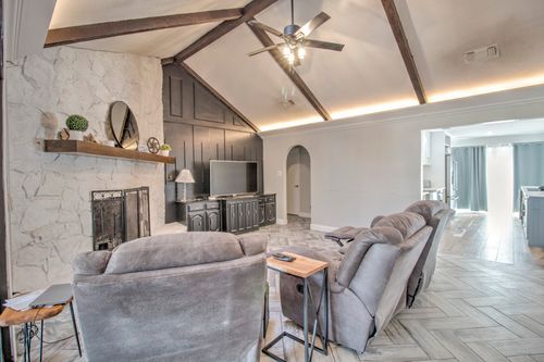 2517 Nantucket Dr, Sherman, TX, 75092-2240 | Card Image