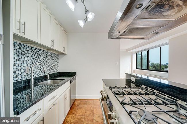 APT-810 - 4390 Lorcom Ln, Condo with 2 bedrooms, 2 bathrooms and null parking in ARLINGTON VA | Image 8