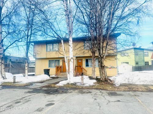4521 Cordova St, Anchorage, AK, 99503-7239 | Card Image