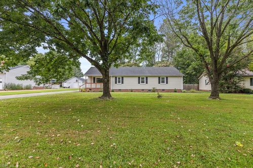 248 Carrie Dr, Franklin, VA, 23851-1210 | Card Image
