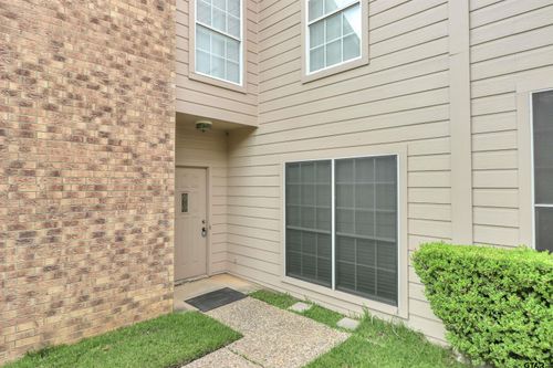 2006 Villa Dr, Tyler, TX, 75703-1929 | Card Image
