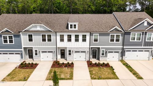 8815 Malmesbury Ln, Wake Forest, NC, 27587-1204 | Card Image