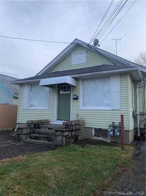 12 Nurney St, Stamford, CT, 06902-4617 | Card Image