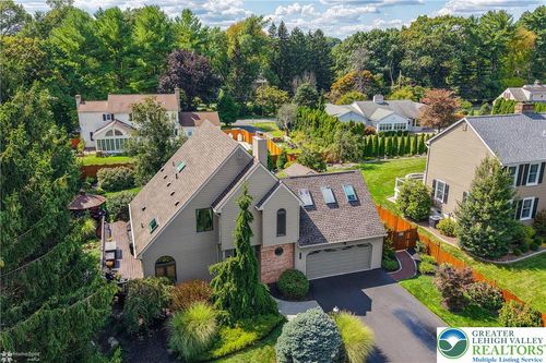 2821 Center St, BETHLEHEM, PA, 18017-3771 | Card Image