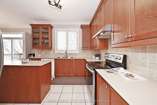 9 Deerhorn Cres, House other with 4 bedrooms, 3 bathrooms and 6 parking in Aurora ON | Image 18