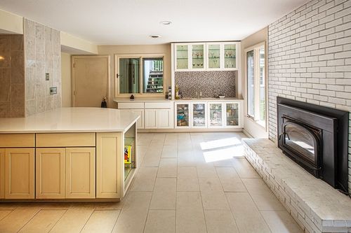 11 Overlook Dr, Amherst, MA, 01002-1247 | Card Image