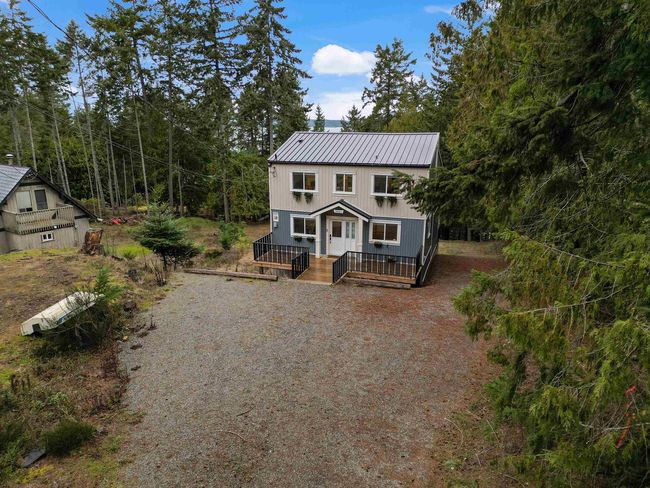 2601 Gunwhale Road, House other with 3 bedrooms, 2 bathrooms and 2 parking in Pender Island BC | Image 5