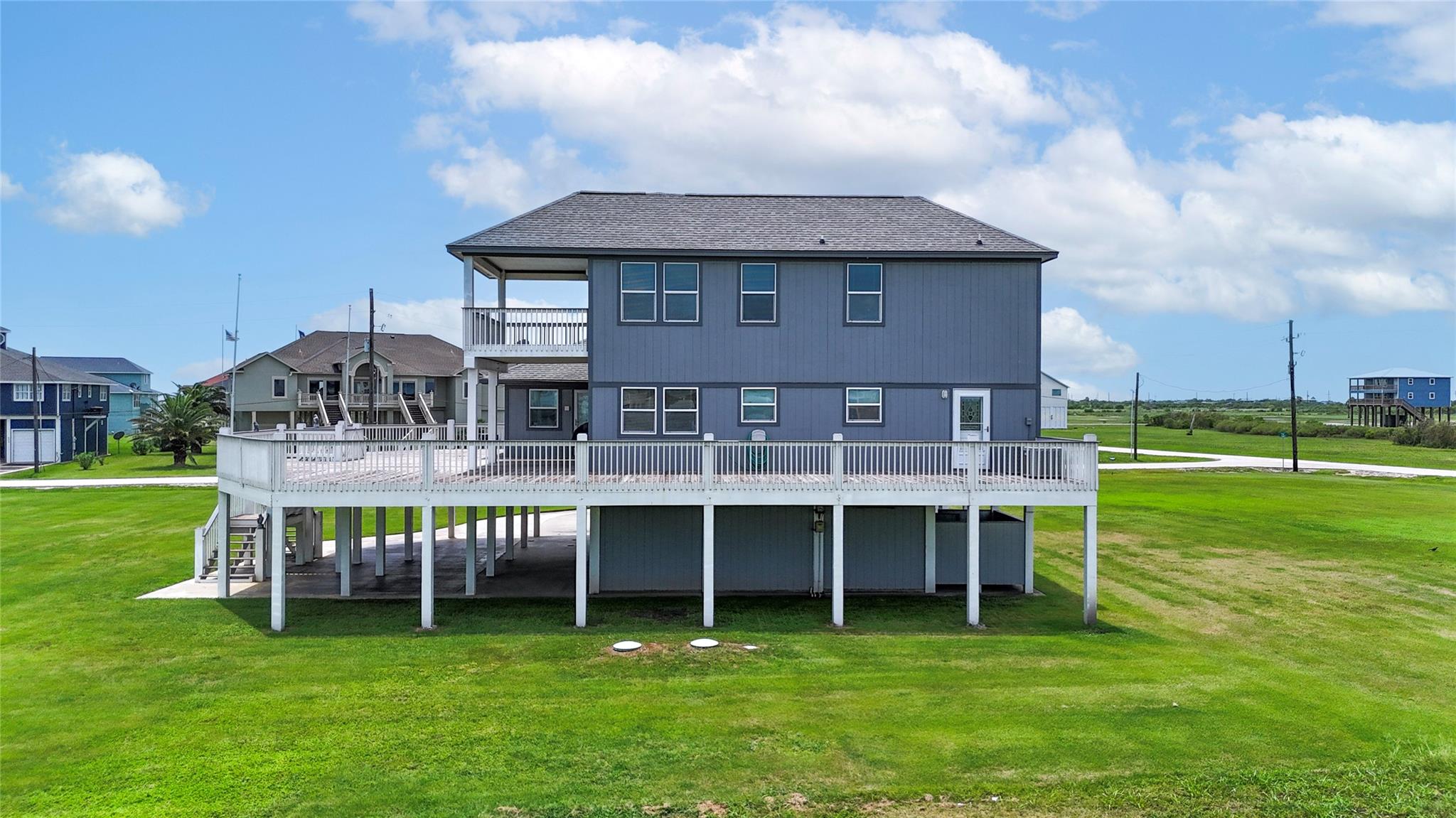 Residential in Crystal Beach 3