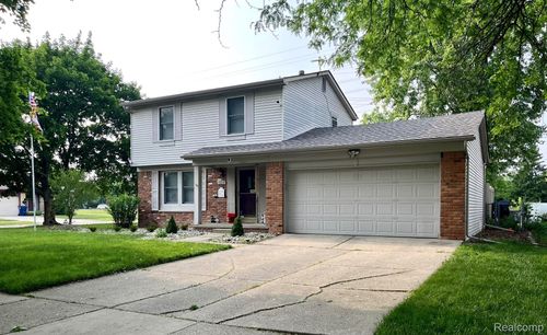 41878 Ravenwood St, Canton, MI, 48187-3926 | Card Image