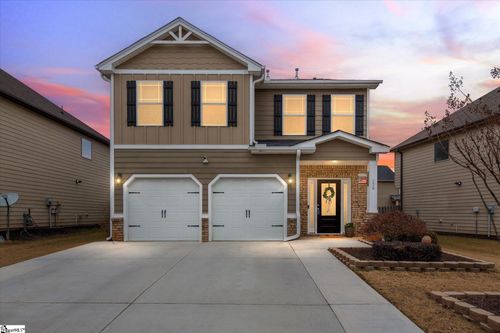 129 Deer Dr, Greenville, SC, 29611-7563 | Card Image