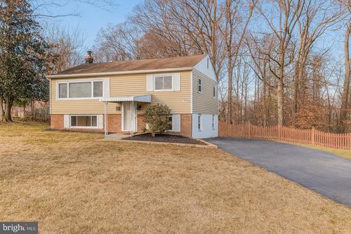 1916 Willow Ln, WOODBRIDGE, VA, 22191-1830 | Card Image