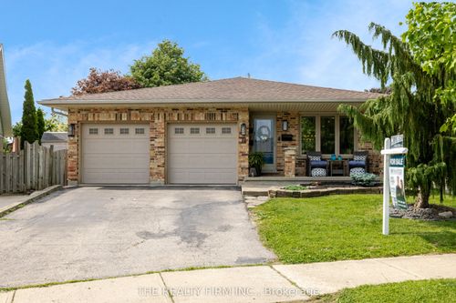 74 Jutta Cres, London, ON, N6E3S8 | Card Image