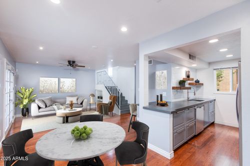 4848 N 73rd St, Scottsdale, AZ, 85251-1304 | Card Image