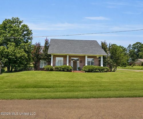 411 Chenoa Ave, Carthage, MS, 39051-3953 | Card Image