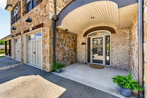 1033 Tori Ct, Forest, VA, 24551-2483 | Card Image