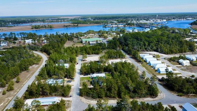 1727 Landing St, House other with 3 bedrooms, 2 bathrooms and 4 parking in Carrabelle FL | Image 17