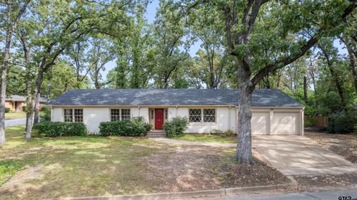 1602 Dennis Dr, Tyler, TX, 75701-8216 | Card Image