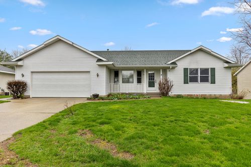 655 Birkdale Ct, Coopersville, MI, 49404-9668 | Card Image