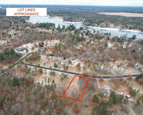 823 Marlboro Ct, Nekoosa, WI, 54457-9135 | Card Image