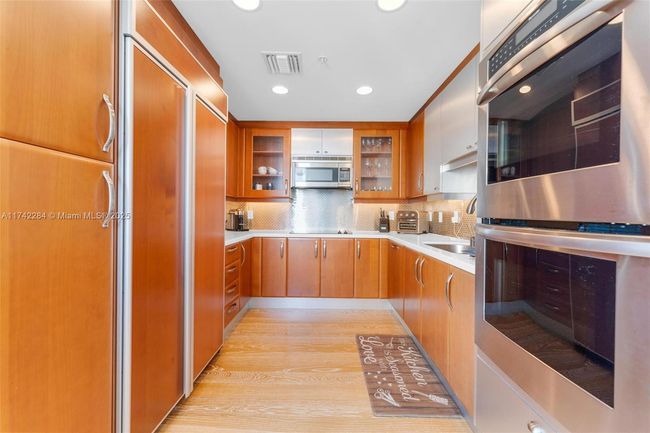 APT-2011 - 19400 Turnberry Way, Condo with 3 bedrooms, 3 bathrooms and null parking in Aventura FL | Image 16