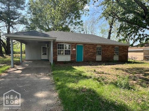1317 Cindy Ln, Newport, AR, 72112-2301 | Card Image