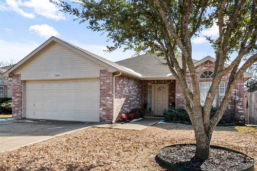 1307 Hidden Oaks Dr, Mansfield, TX, 76063-6223 | Card Image