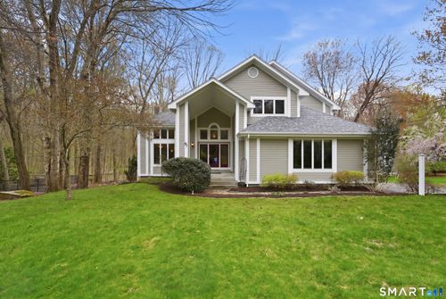 97 Nicole Dr, South Glastonbury, CT, 06073-3630 | Card Image