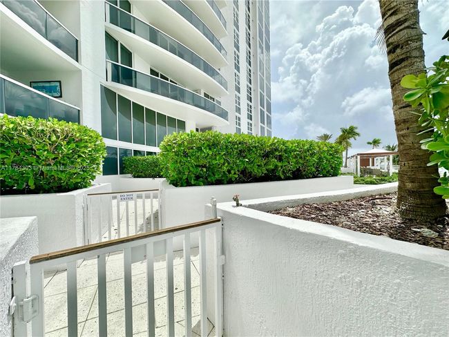 APT-405 - 18911 Collins Ave, Condo with 3 bedrooms, 4 bathrooms and null parking in Sunny Isles Beach FL | Image 36