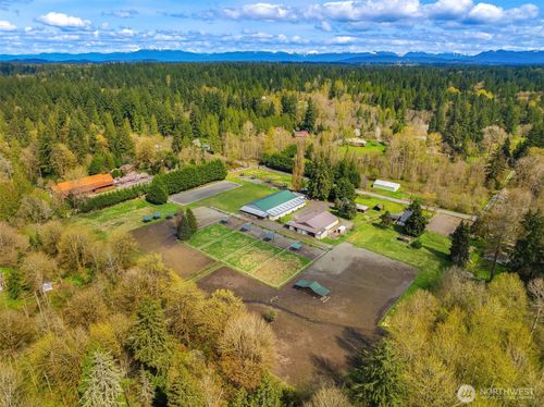 19011 176th Ave Ne, Woodinville, WA, 98072-6616 | Card Image