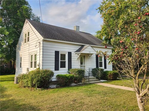 1114 Pierce St, Black River Falls, WI, 54615-1519 | Card Image