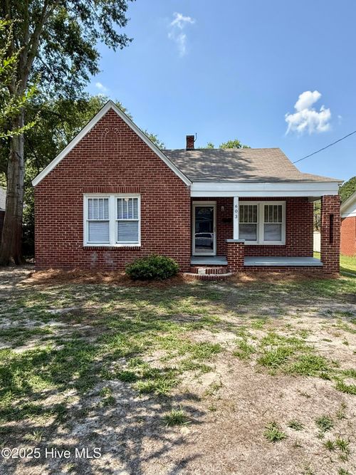 603 E 8th St, Washington, NC, 27889-4567 | Card Image