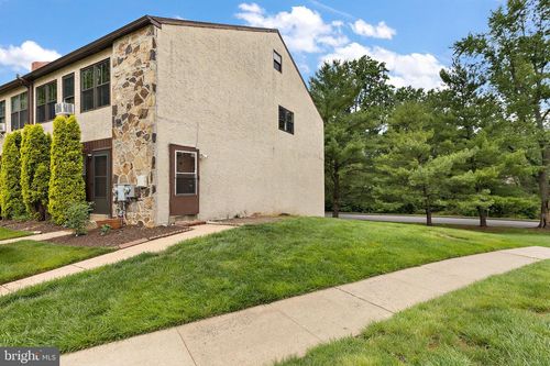 193-193 Stirling Ct, WEST CHESTER, PA, 19380-1385 | Card Image