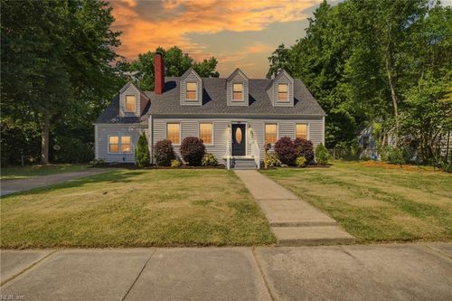 112 Dumont Ave, Norfolk, VA, 23505-4424 | Card Image