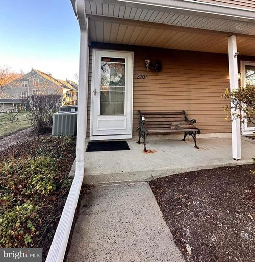 2704 Society Pl, NEWTOWN, PA, 18940-3236 | Card Image