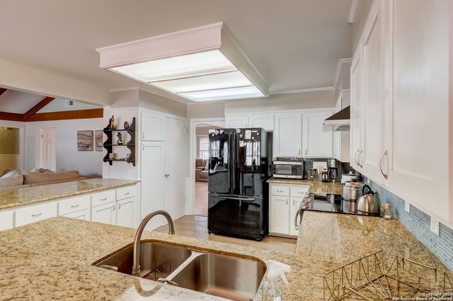 429 Fenwick Dr, House other with 4 bedrooms, 3 bathrooms and null parking in Windcrest TX | Image 20