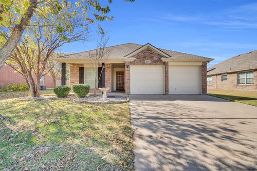 107 Fallen Rock Dr, Waxahachie, TX, 75165-8775 | Card Image