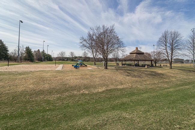 Playing fields only 2 blocks away! | Image 48