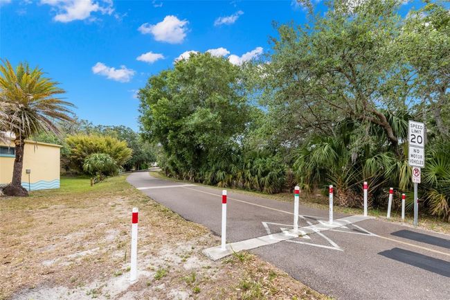 187 Sage Cir, House other with 3 bedrooms, 2 bathrooms and null parking in Crystal Beach FL | Image 54
