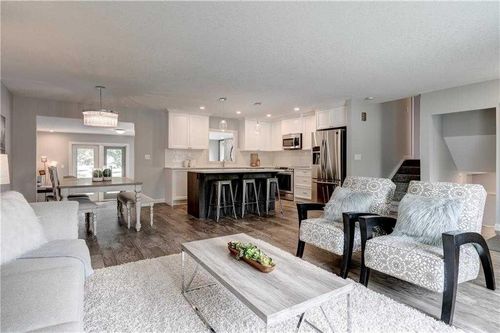 228 Havenhurst Cres Sw, Calgary, AB, T2V3C6 | Card Image