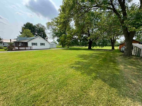 618 E Main St, Butler, IN, 46721-1418 | Card Image