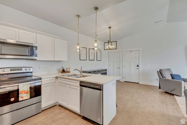 J301 - 3364 Hardman Way, Condo with 3 bedrooms, 2 bathrooms and 1 parking in Lehi UT | Image 6