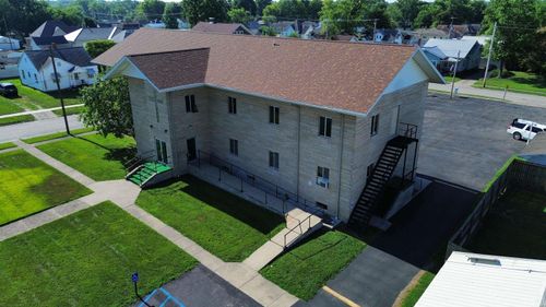 810 Dubois St, Lawrenceville, IL, 62439-2838 | Card Image