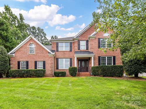 8908 Devonshire Dr, Huntersville, NC, 28078-5843 | Card Image