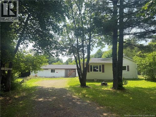 2 Bertha Lane, Bouctouche, NB, E4S2W6 | Card Image